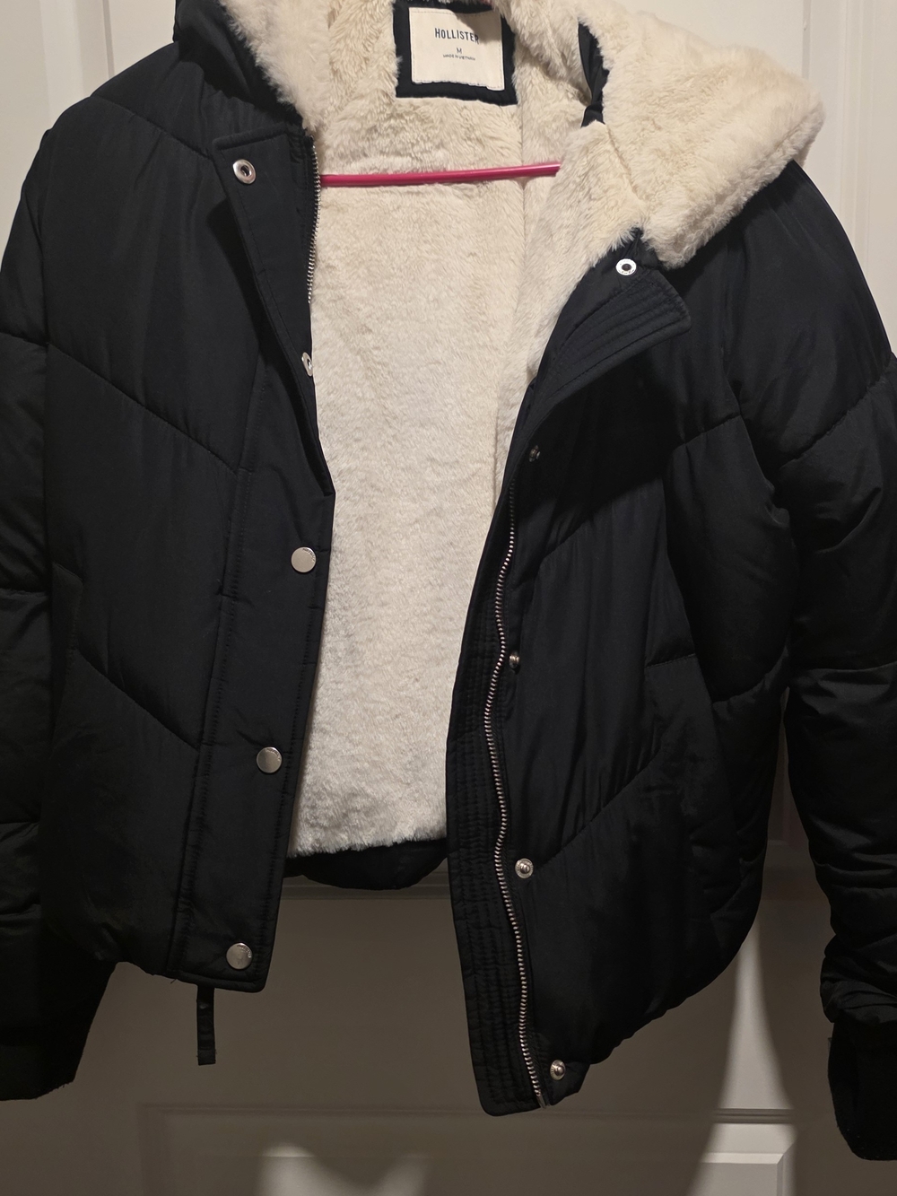 Hollister Black Puffer Jacket with Cream Sherpa Lining